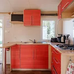 Nina's Mobilhome Am Europa Park 营地 Boofzheim