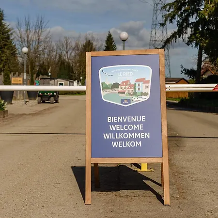 مكان تخييم Nina's Mobilhome Am Europa Park Boofzheim