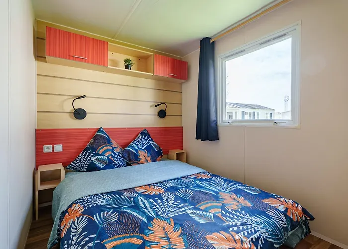 Nina's Mobilhome Am Europa Park Parque de Campismo Boofzheim